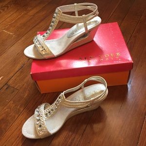 New York Transit Silver Bold Move Sandals